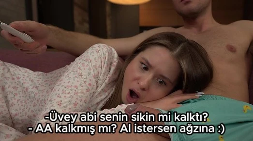 Oha üvey abi sikin kalkmış! Yalasam mı acaba? Üvey porno