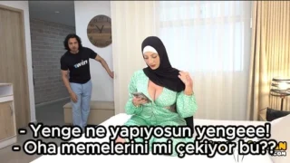 Türbanlı yengesinin azgınlığını fırsata çeviren Kayınbirader